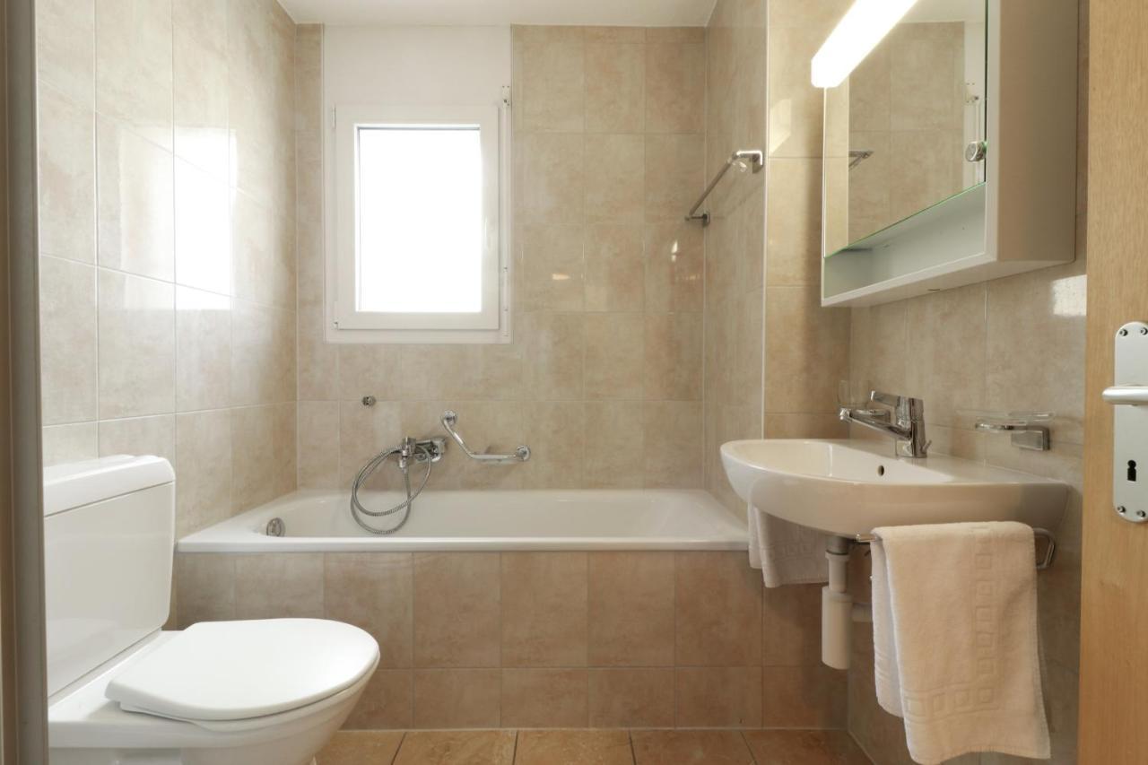 Nice Apartment Ideally Located In Martigny Eksteriør bilde
