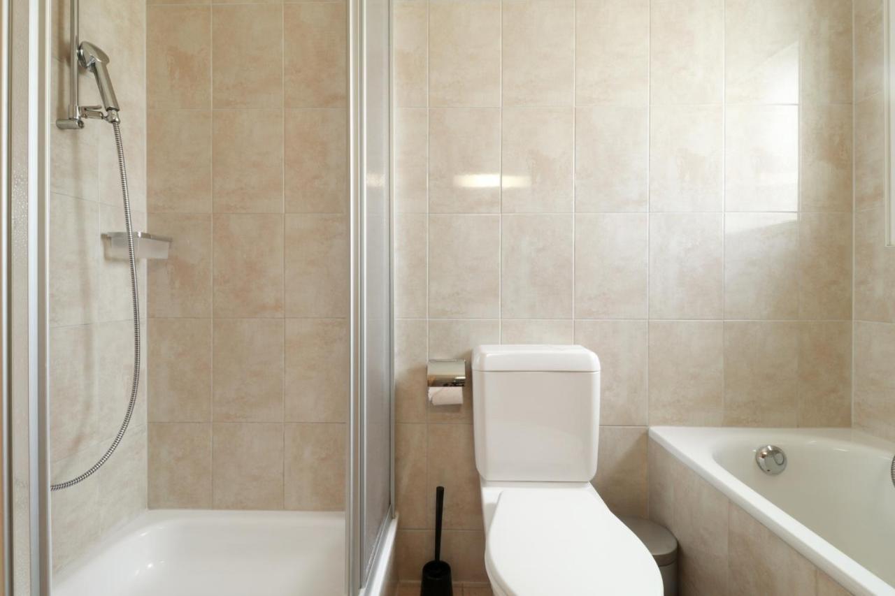 Nice Apartment Ideally Located In Martigny Eksteriør bilde