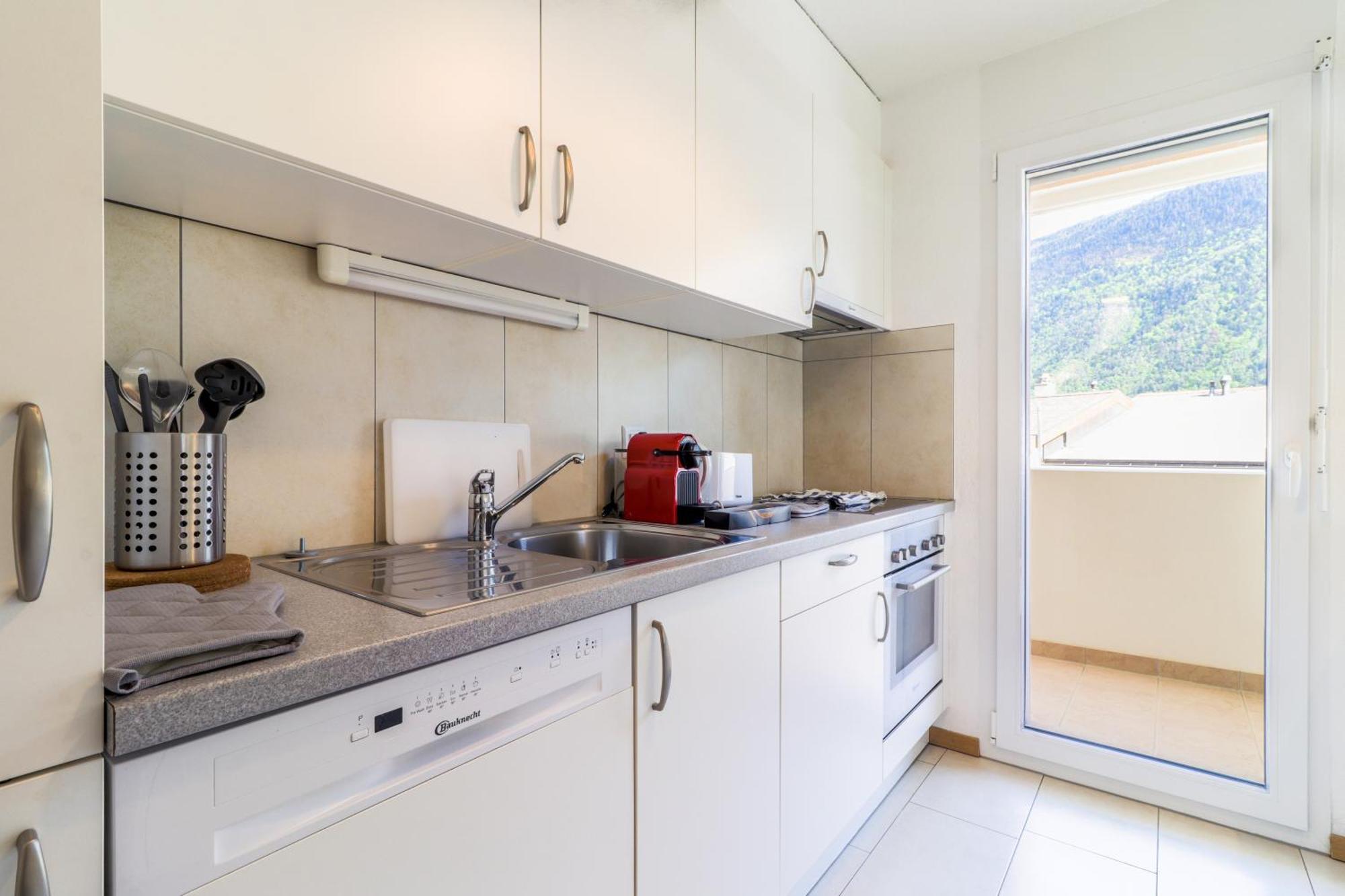 Nice Apartment Ideally Located In Martigny Eksteriør bilde